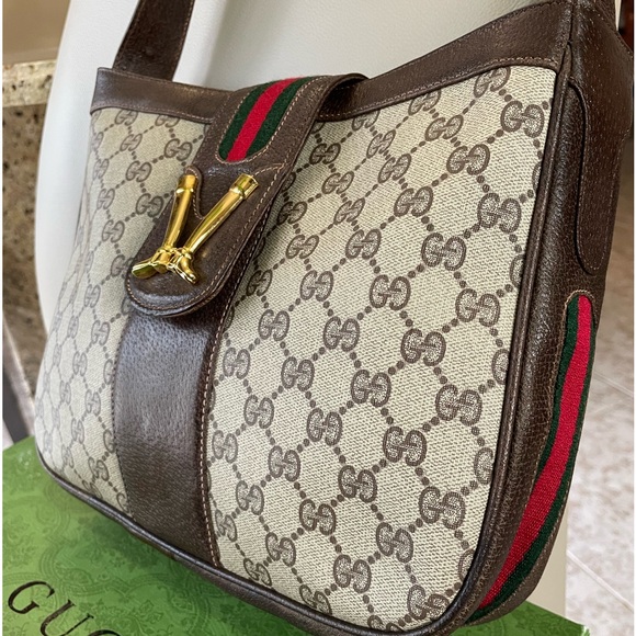 Authentic Gucci Supreme Sherry Line Leather Shoulder Bag. - Picture 3 of 17